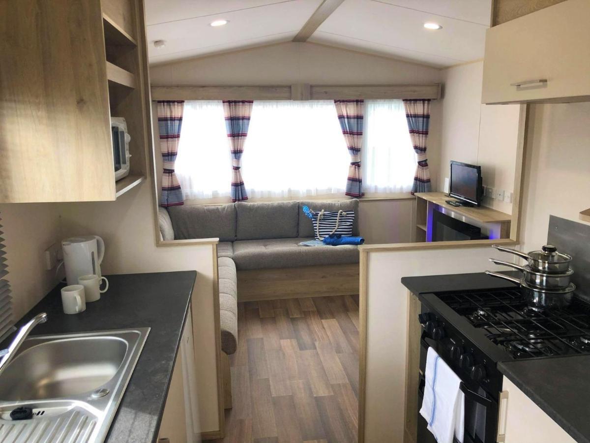 Ash Standard Holiday Home 查珀尔圣伦纳兹 外观 照片